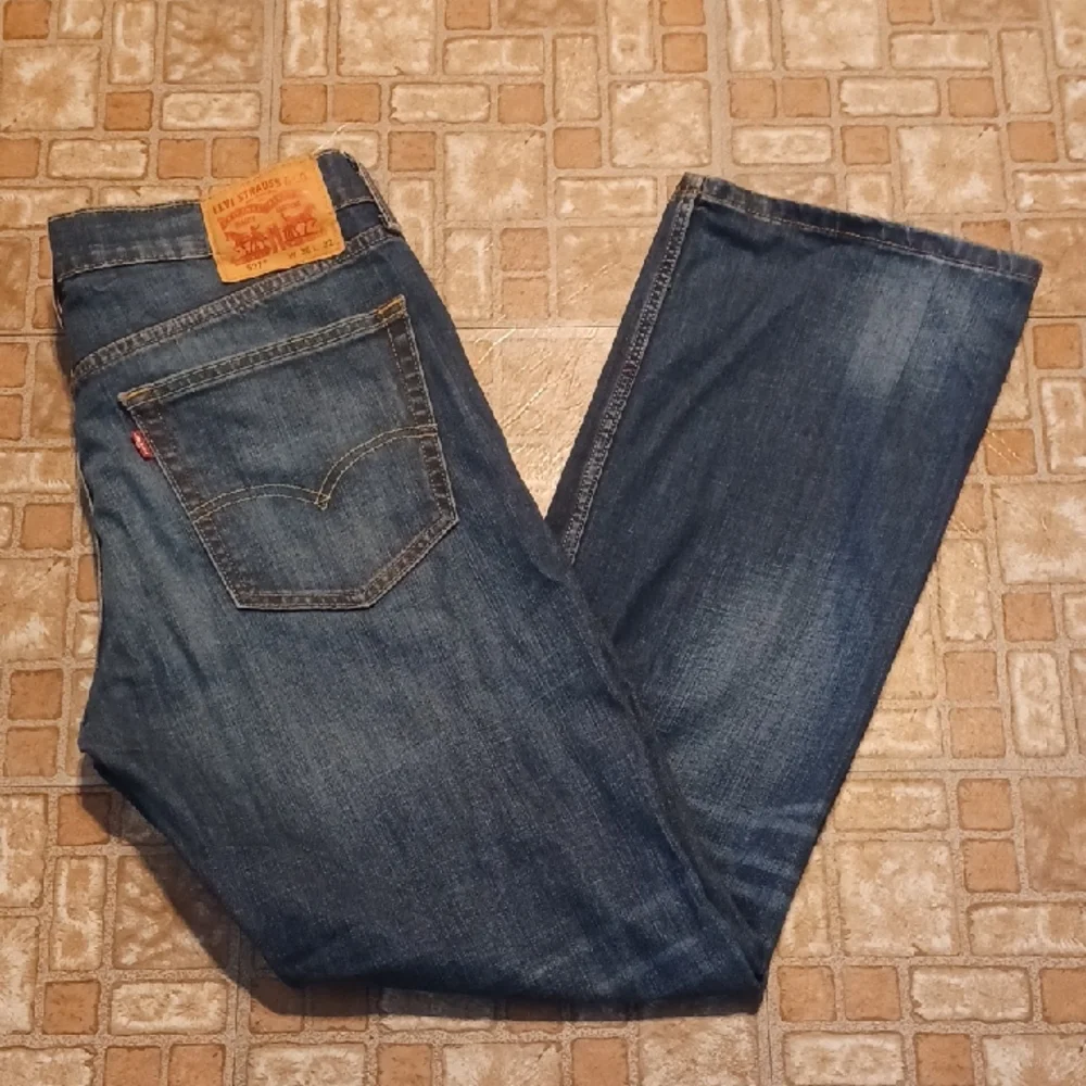 Levi's Men's Dark Blue Straight Jeans 527 Levi's 36x32